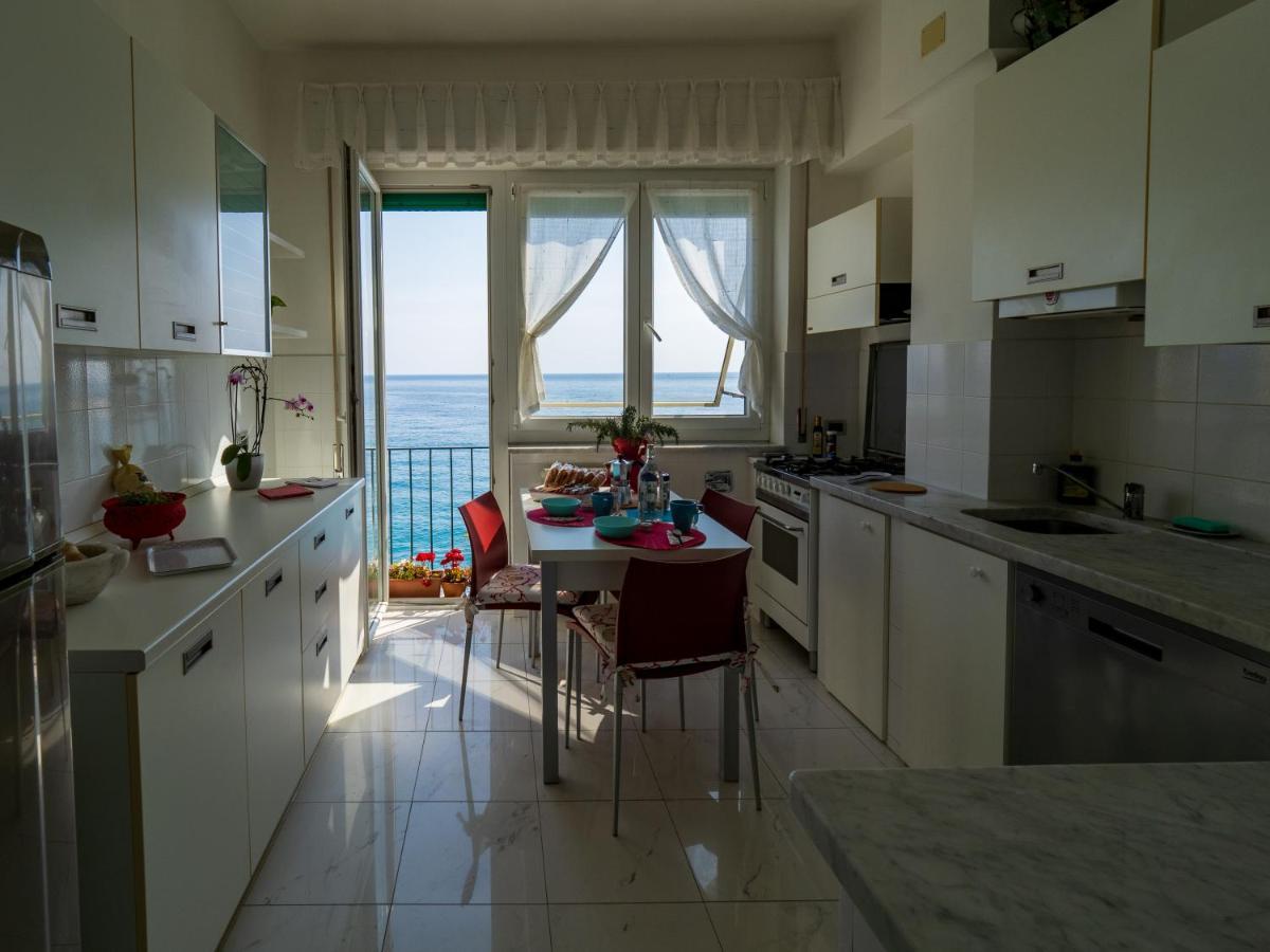 Giaella Sea View Apartment Monterosso al Mare Eksteriør billede